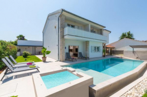 Villa Irena with Private Pool in Porec